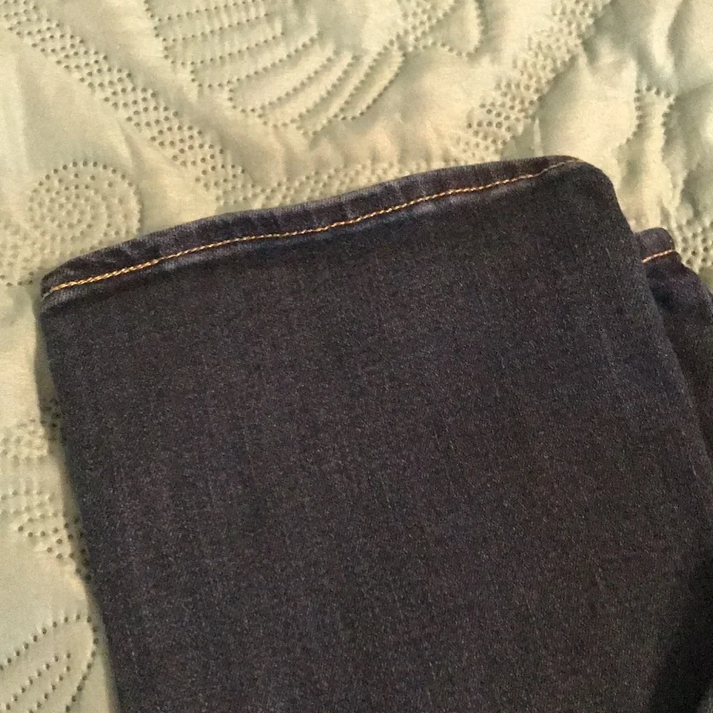 Ladies size 12 jeans by rock and republic. Wonderful condition! Super cute! - Picture 4 of 9